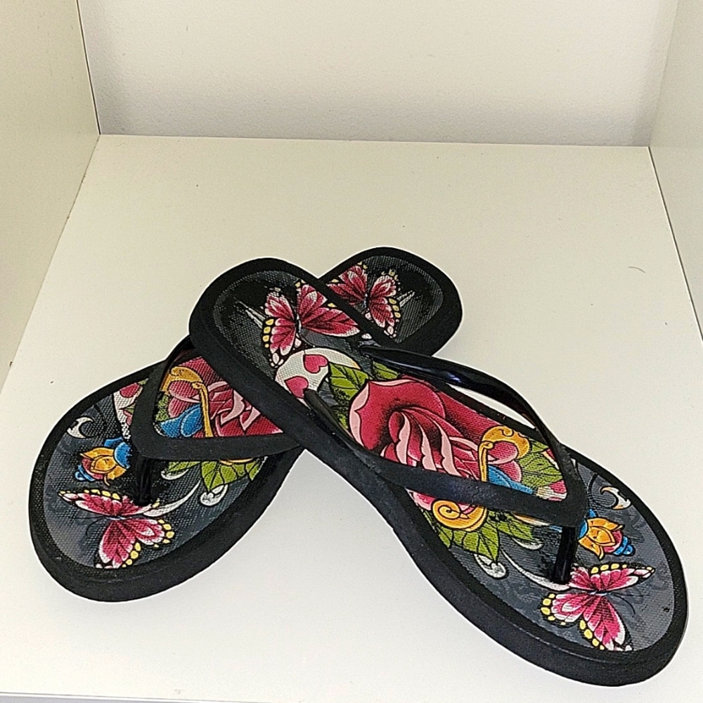 Ed hardy flip flop